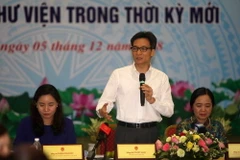 Phó Thủ tướng Vũ Đức Đam tới dự và chủ trì và phát biểu tại hội thảo. (Ảnh: Thanh Tùng/TTXVN)