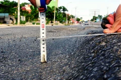 Bộ trưởng Đinh La Thăng: Sẽ giải quyết tận gốc đường hằn, lún