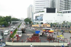 Lập rào chắn, phân luồng thi công đường sắt Nhổn-ga Hà Nội 