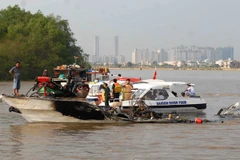 “Khai tử” tàu cánh ngầm không đủ điều kiện an toàn 