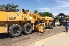 Cienco 4 khắc phục xong vệt lún hằn bánh xe tuyến tránh Hà Tĩnh