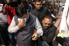 Hạ nghị viện Ấn Độ náo loạn vì vụ bình xịt hơi cay