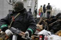 Đấu súng ở Slavyansk, một sĩ quan an ninh Ukraine tử trận