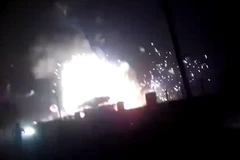 Cháy chợ bán pháo gần thủ đô Ấn Độ, hơn 200 cửa hiệu bị thiêu rụi