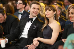 Vợ chồng Timberlake và Jessica Biel chào đón con đầu lòng