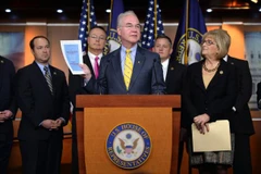 Mỹ: Đảng Cộng hòa đề xuất cắt giảm chi tiêu, gạt ObamaCare