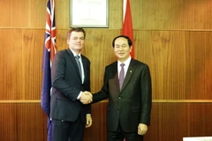 Bộ trưởng Trần Đại Quang và Ngài Andrew Colvin, Tổng Tư lệnh Cảnh sát Liên bang Australia. (Ảnh: TTXVN)
