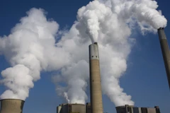 Ống khói của một nhà máy ở Mỹ. (Ảnh: Getty Images) 