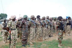 Binh sỹ Nigeria tại một căn cứ quân đội ở Pulka, bang Borno, đông bắc Nigeria. (Ảnh: AFP/TTXVN)