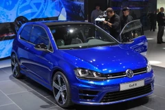 Mẫu VW Golf đoạt giải thưởng Xe của năm ở triển lãm Detroit
