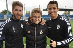 "Thần đồng" Odegaard đến Real Madrid: Sáng suốt hay sai lầm?