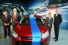 Chiếc hatchback 5 cửa màu đỏ quyến rũ. (Nguồn: Văn Xuyên/Vietnam+)