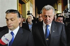 Tổng thống Hungary Pal Schmitt sau khi từ chức trước Quốc hội. (Ảnh: AP)