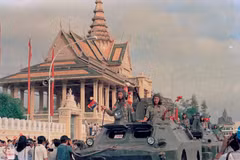Quân tình nguyện Việt Nam ở Phnom Penh. (Ảnh: Kim Hùng/TTXVN) 