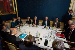 Các đại diện P5+1 và Iran tại bàn đàm phán ở Vienna. (Nguồn: AFP/TTXVN)