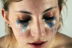 Những "quy luật ngầm" khiến đẹp trở thành nỗi ám ảnh của phụ nữ