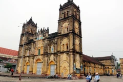 Nhà thờ chính tòa Bùi Chu, xã Xuân Ngọc, huyện Xuân Trường, tỉnh Nam Định trước ngày hạ giải. (Ảnh: Văn Đạt/Vietnam+)