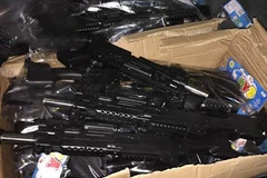 Phát hiện nhiều súng nhựa, đồ chơi nguy hiểm dịp gần Tết Trung Thu