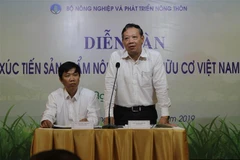 Ông Dương Hoa Xô, Đại diện Hiệp hội nông nghiệp hữu cơ Việt Nam phát biểu tại diễn đàn. (Ảnh: Xuân Anh/ TTXVN)