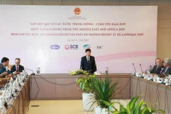 Thứ trưởng Bộ Ngoại giao Nguyễn Quốc Cường phát biểu khai mạc. (Ảnh: Lâm Khánh/TTXVN)