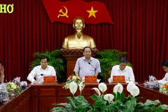 Ông Trần Quốc Trung, Ủy viên Ban chấp hành Trung ương Đảng, Bí thư Thành ủy, Trưởng Tiểu ban Văn kiện phát biểu tại cuộc họp. (Ảnh: Thanh Liêm/TTXVN)