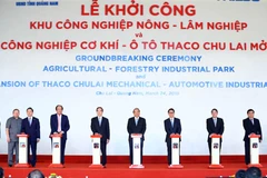 Thủ tướng Nguyễn Xuân Phúc dự Lễ khởi công dự án Khu công nghiệp Nông-Lâm nghiệp và Khu công nghiệp cơ khí ôtô Thaco Chu Lai mở rộng. (Ảnh: Thống Nhất/TTXVN)