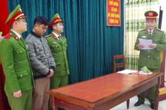 Cán bộ Ban quản lý rừng đặc dụng Phong Quang bị khởi tố, bắt tạm giam 4 tháng. (Ảnh: Hoàng Hiền/Vietnam+)