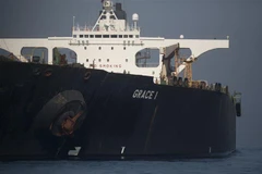 Tàu chở dầu Grace 1 của Iran ngoài khơi bờ biển Gibraltar ngày 15/8/2019. (Ảnh: AFP/TTXVN)