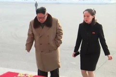 Nhà lãnh đạo Triều Tiên Kim Jong-un (trái) và bà Kim Yo-jong tại Bình Nhưỡng. (Nguồn: Yonhap/TTXVN)