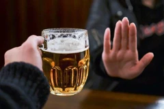 Chấn chỉnh tình trạng cán bộ uống rượu, bia trong giờ hành chính