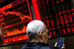 Một nhà đầu tư chứng khoán Trung Quốc. (Nguồn: Reuters)