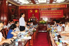 Bộ trưởng Bộ Nội vụ Lê Vĩnh Tân - trưởng đoàn công tác - đã có buổi làm việc tại Bình Phước. (Ảnh: Dương Chí Tưởng/TTXVN)