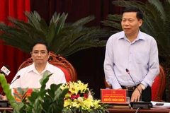 Bí thư Tỉnh ủy Bắc Ninh Nguyễn Nhân Chiến phát biểu tại buổi làm việc. (Ảnh: Diệp Trương/TTXVN)