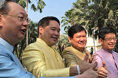 Bốn bộ trưởng tuyên bố từ bỏ nội các của Thủ tướng Prayut Chan-ocha. (Nguồn: Matichon)