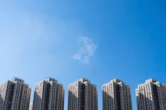 Toàn cảnh các tòa chung cư ở Hong Kong, Trung Quốc ngày 20/11/2021. (Ảnh: AFP/TTXVN)