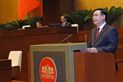Chủ tịch Quốc hội Vương Đình Huệ phát biểu khai mạc Kỳ họp bất thường lần thứ 5, Quốc hội khóa XV. (Ảnh: Nhan Sáng/TTXVN)
