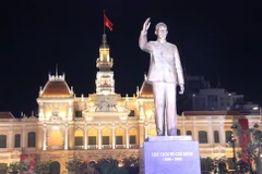 Khánh thành Tượng đài Chủ tịch Hồ Chí Minh tại Thành phố mang tên Bác