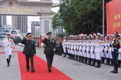 Bộ trưởng Quốc phòng Việt Nam-Trung Quốc hội đàm ở biên giới