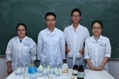 Bốn học sinh Việt Nam thi Olympic Hóa học quốc tế đều đoạt giải