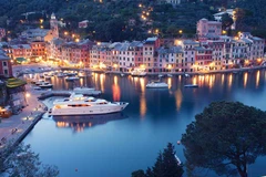 Cảng Portofino lúc về đêm. (Nguồn: italia.it)