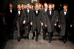 [Video] Những bộ trang phục cho quý ông ở Tuần lễ thời trang Milan