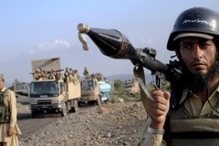 Binh sỹ quân đội Pakistan triển khai tại một khu vực biên giới với Afghanistan. (Ảnh: AP)