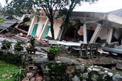 Mưa lũ gây ngập lụt ở Quảng Bình. (Ảnh: Đức Thọ/TTXVN)