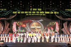Chương trình nghệ thuật diễn ra tại Lễ khai mạc có chủ đề Miền Trung lung linh sắc màu hội tụ. (Nguồn: Cổng thông tin Điện tử Ủy ban Nhân dân tỉnh Bình Định)