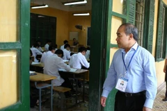 Bộ Giáo dục sẽ cấp bù kinh phí cho các trường tổ chức cụm thi 