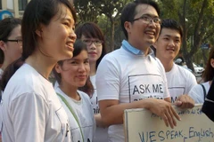 Học giao tiếp ngoại ngữ miễn phí với sân chơi "Ask me anything" 