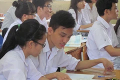 Hà Nội siết chặt quản lý điểm học bạ bậc trung học cơ sở 