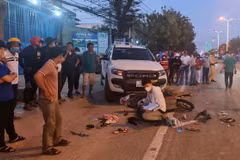 Đi ngược chiều trên Quốc lộ 1, một phụ nữ bị xe tải đâm, tử vong tại chỗ