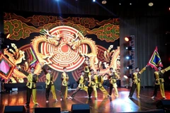 Tiết mục múa mở màn Chương trình. (Ảnh: Quang Vinh/TTXVN)