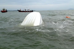 Truy tặng liệt sỹ cho thanh niên cứu người vụ chìm canô